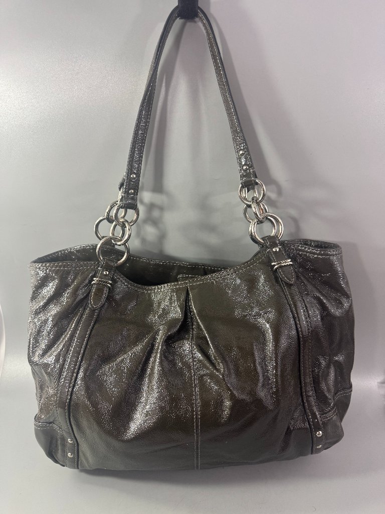 Authentic Coach # 16231 Olive Drab Patent Leather Alexandra Shoulder Bag